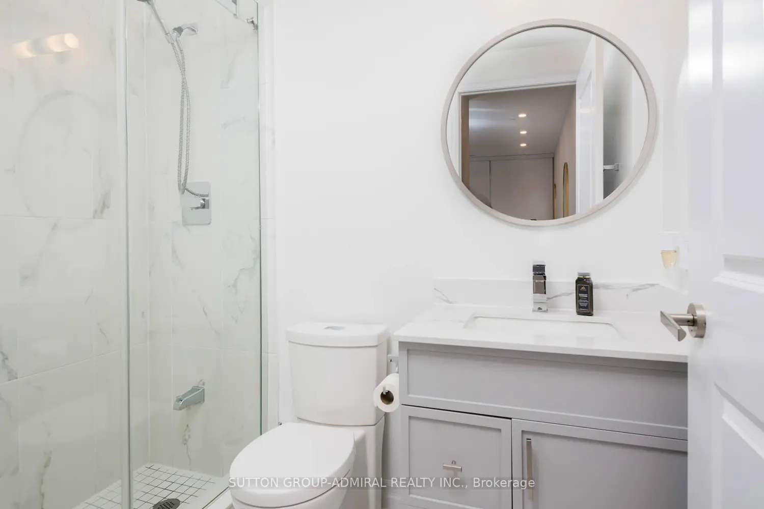 Additional image 14 of 9085 Jane Street 622