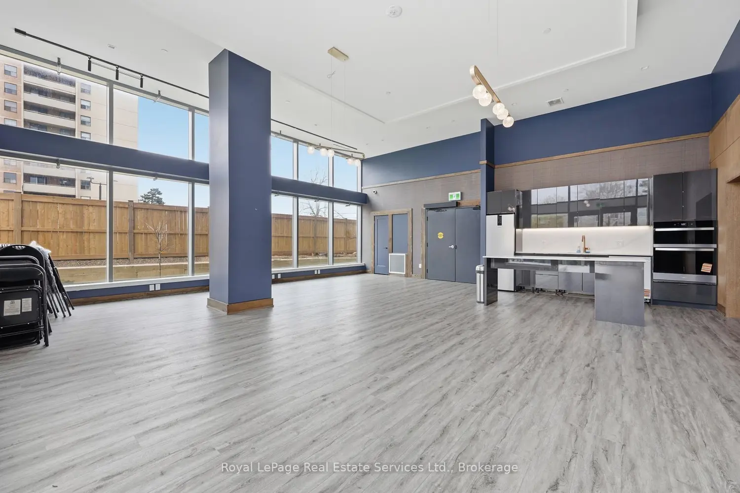 Additional image 13 of 2782 Barton Street 202