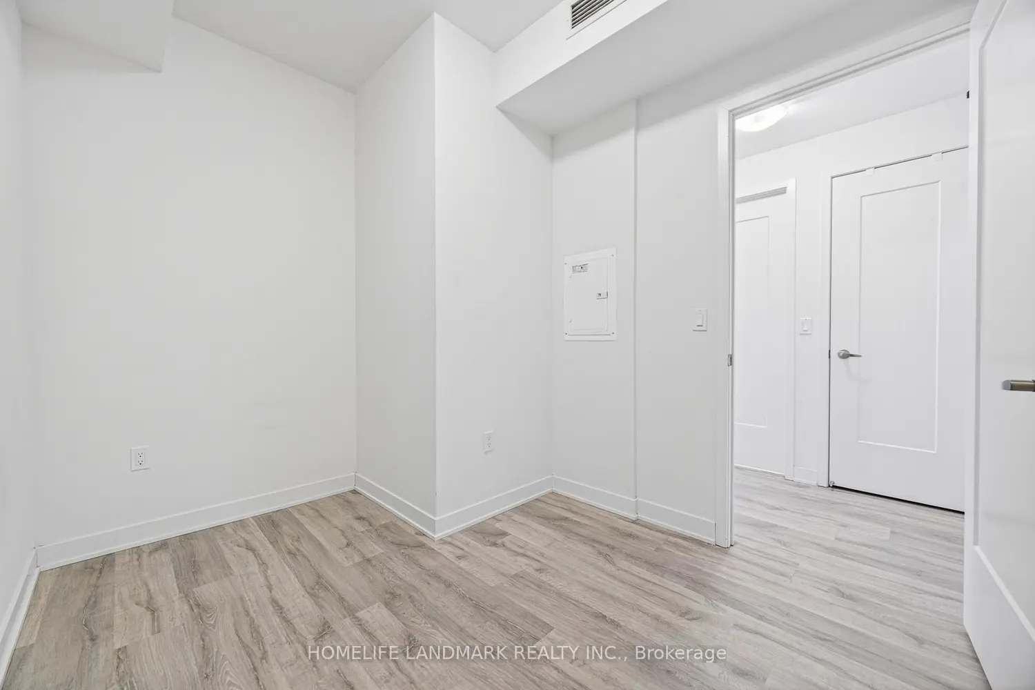 Additional image 5 of 70 Princess Street 2811