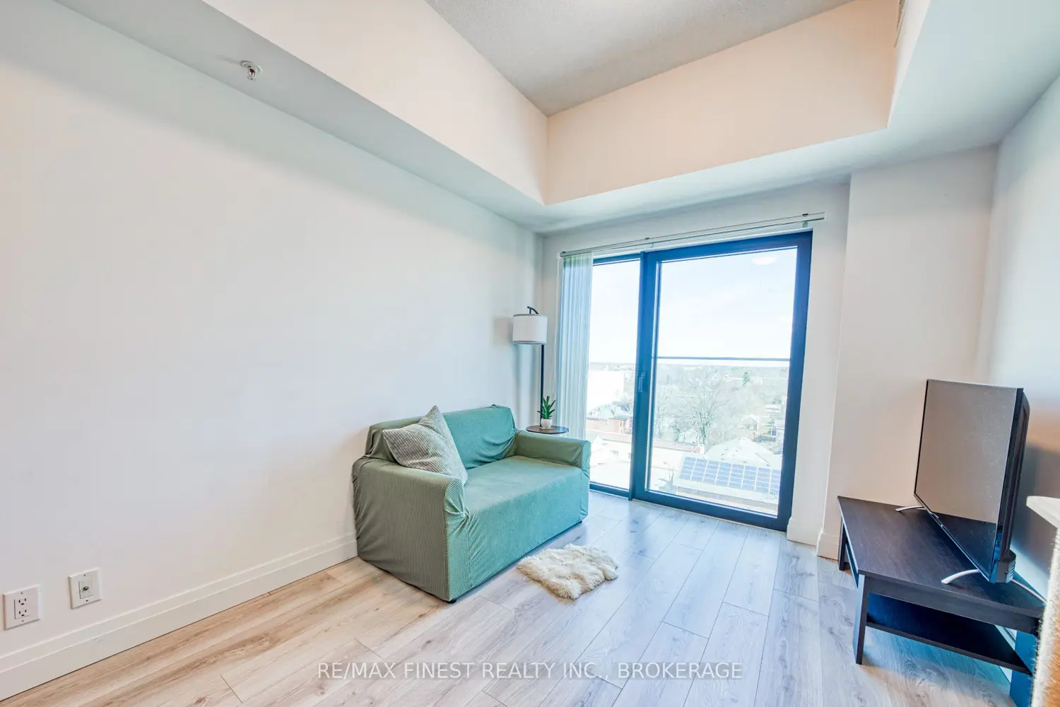 Additional image 8 of 652 Princess Street 815