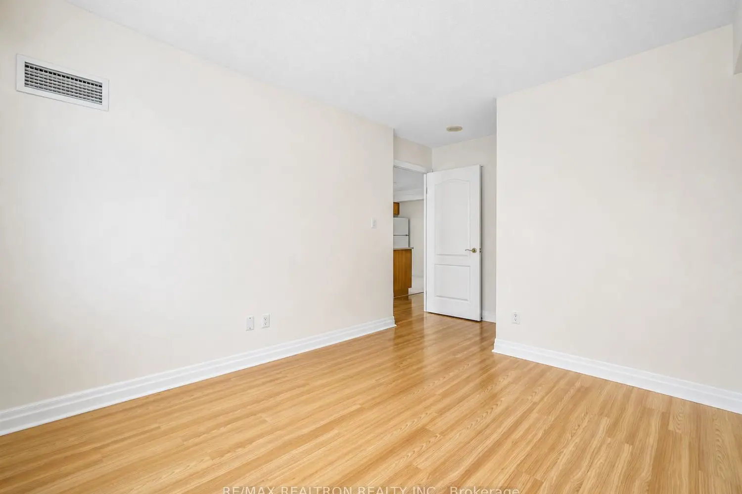 Additional image 7 of 188 Doris Avenue 803
