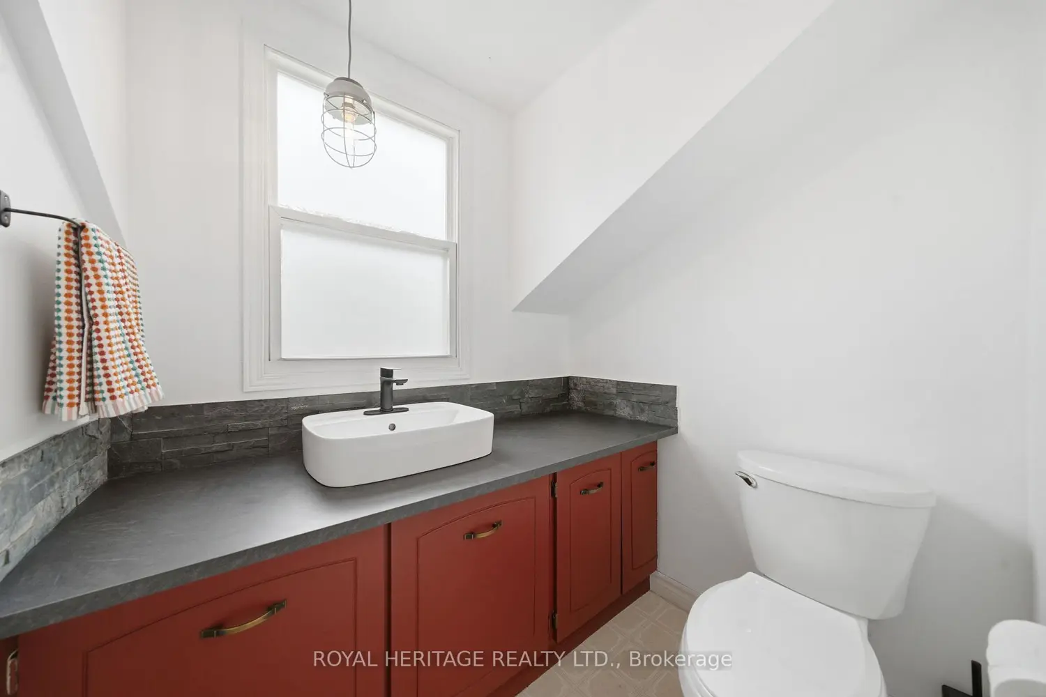Additional image 17 of 27 Aldershot Avenue 4