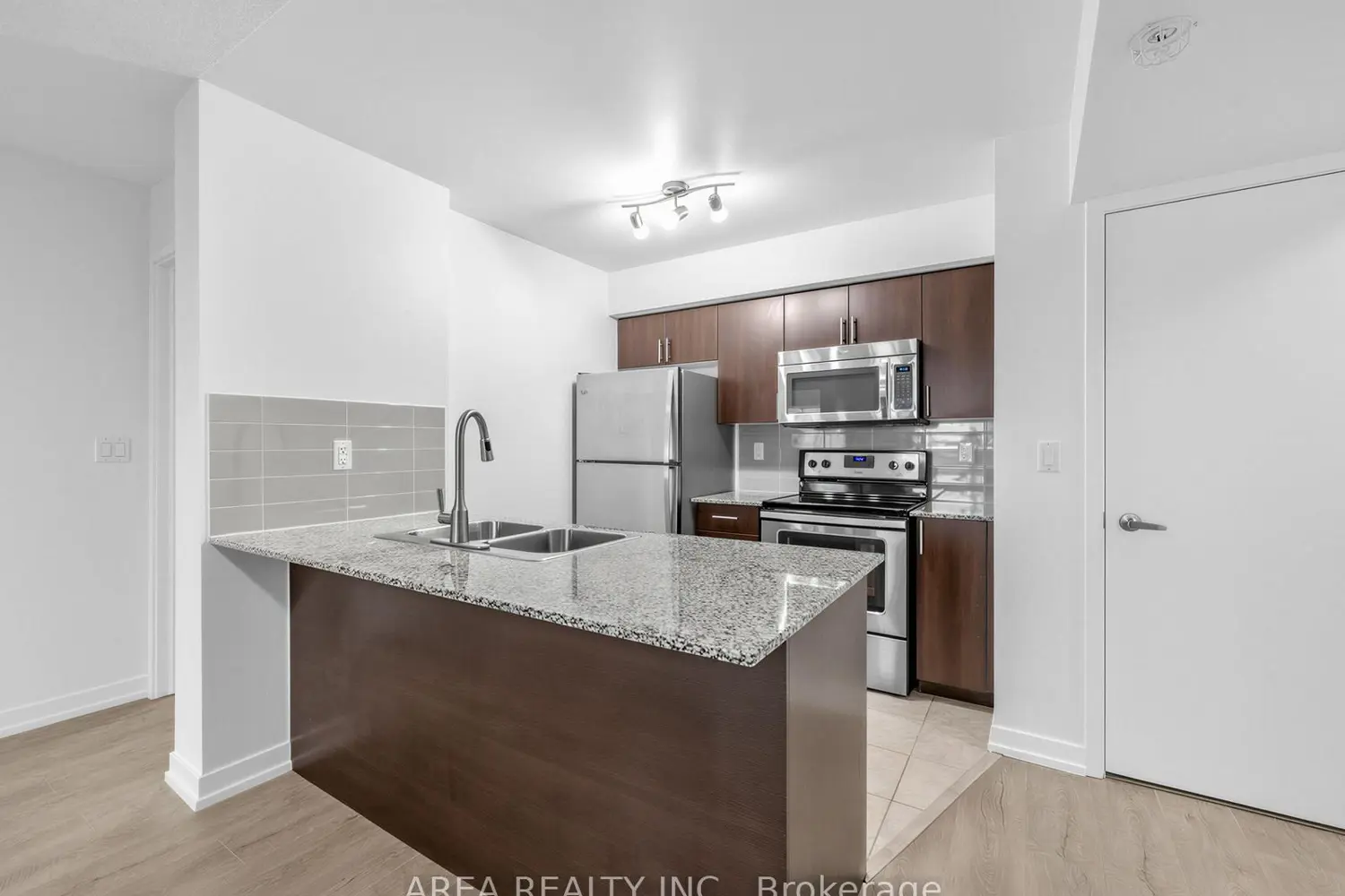 1410 Dupont Street 1410