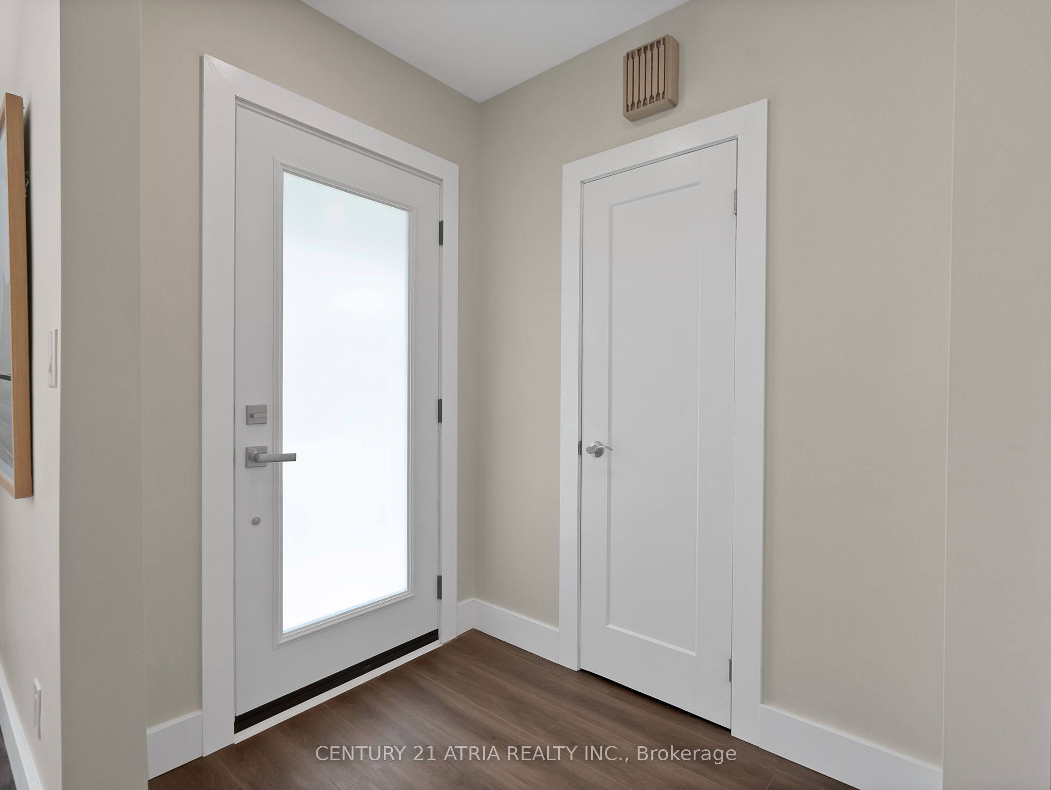 Additional image 2 of 10 Dunrobin Drive, Toronto, ON, M9B 2S9