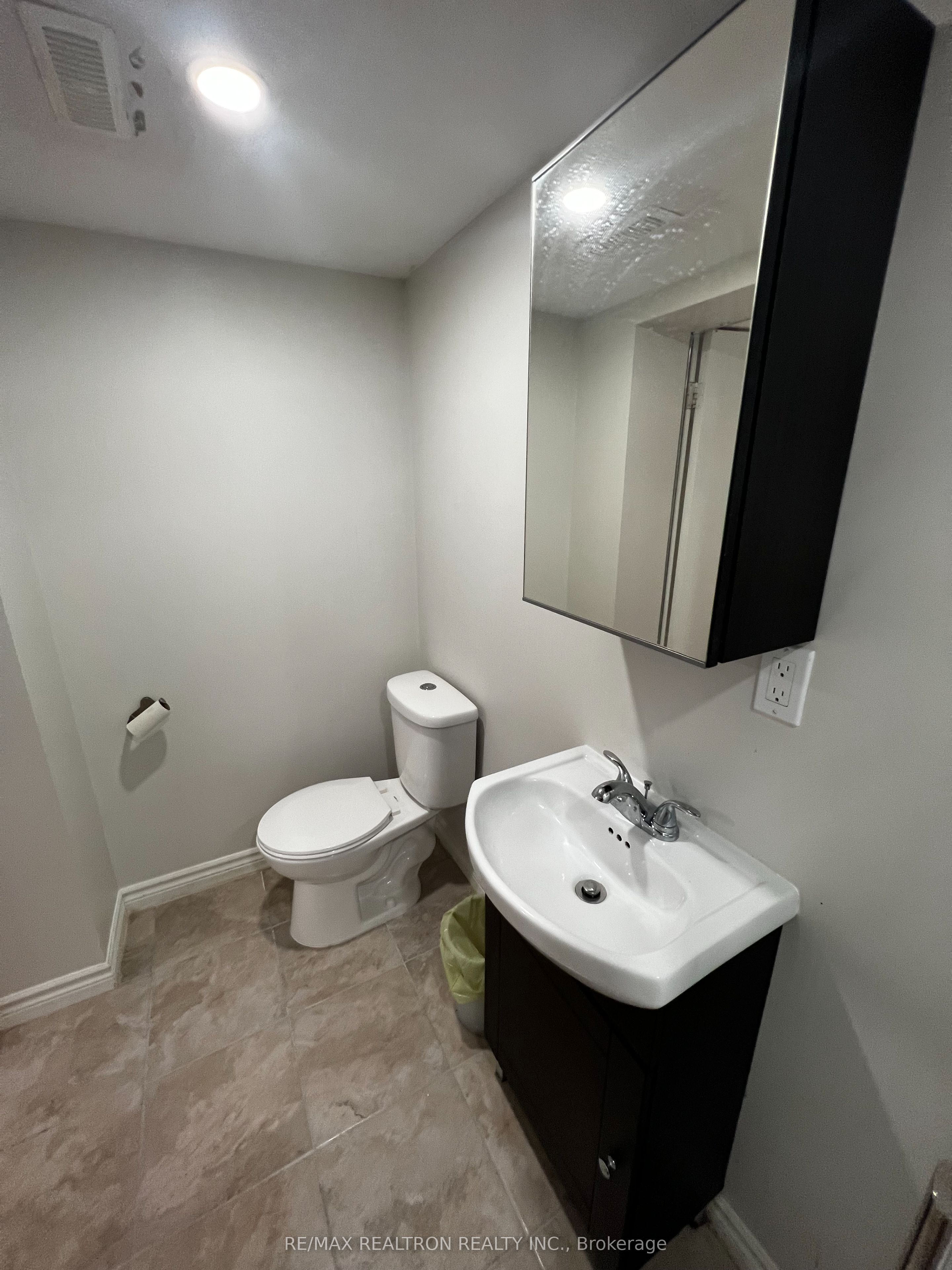 Additional image 6 of lower-85 Watkins Glen Crescent, Aurora, ON, L4G 7S6