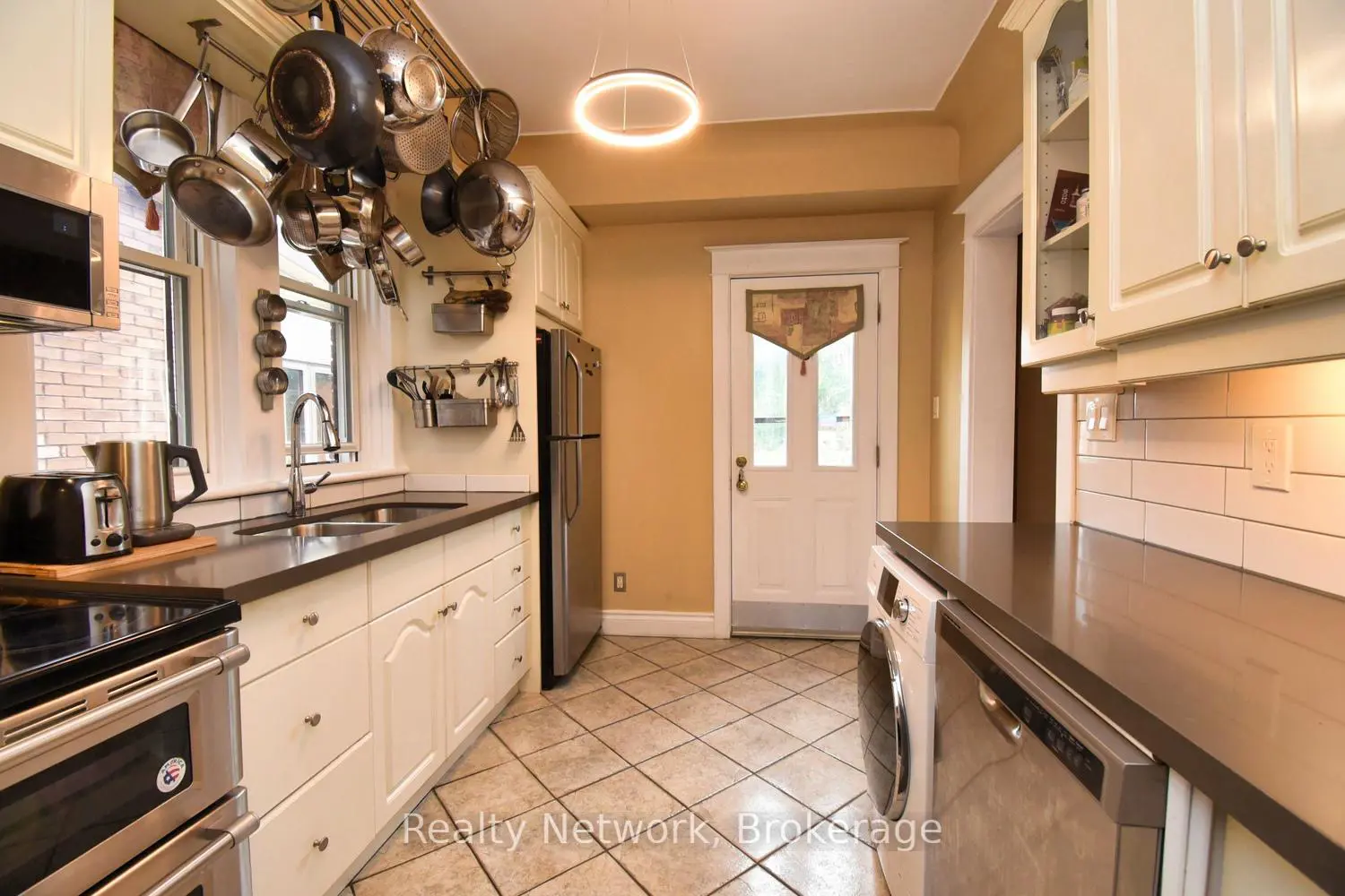 Additional image 9 of 522 Aberdeen Avenue