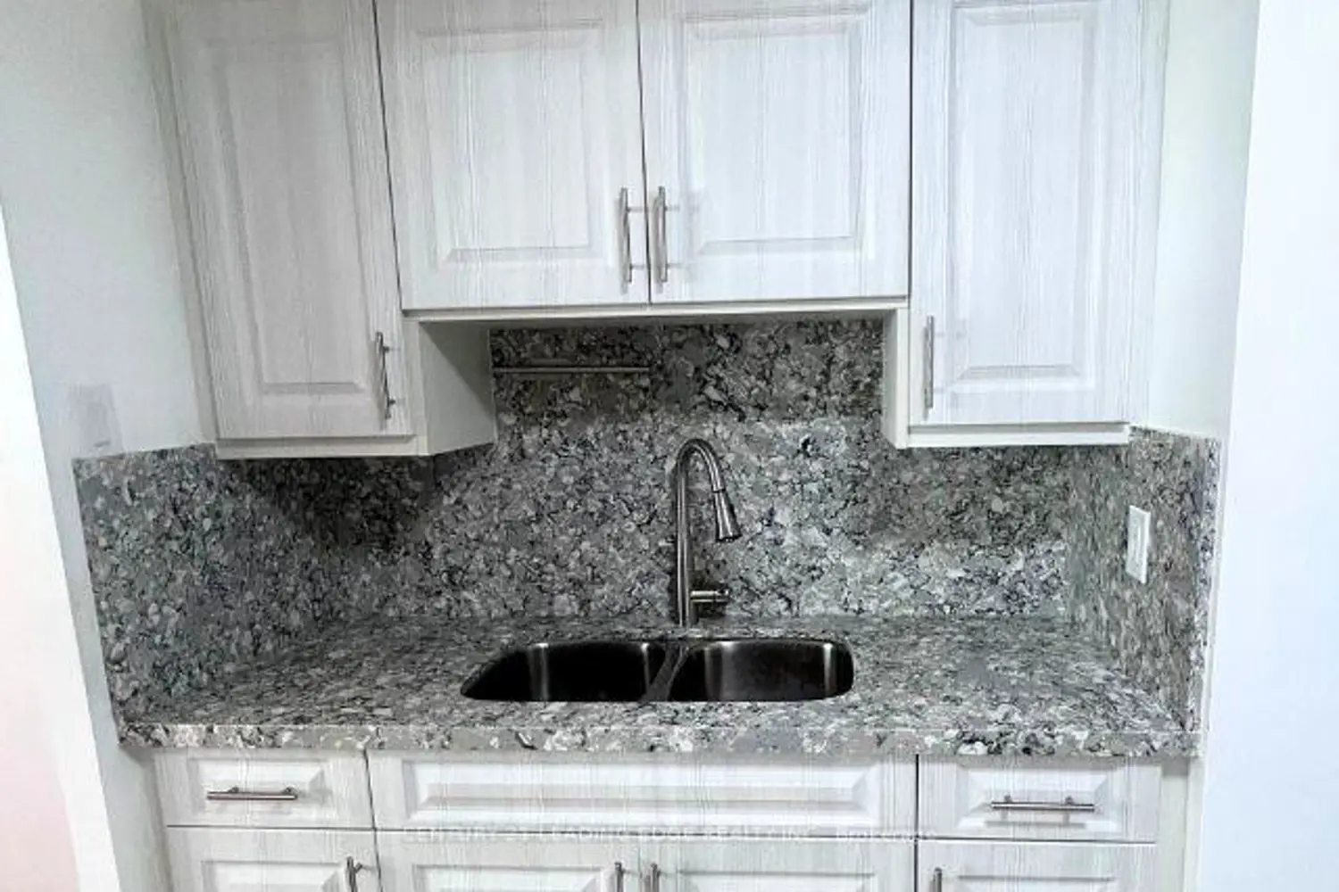 Additional image 6 of 207 Galloway Road 601