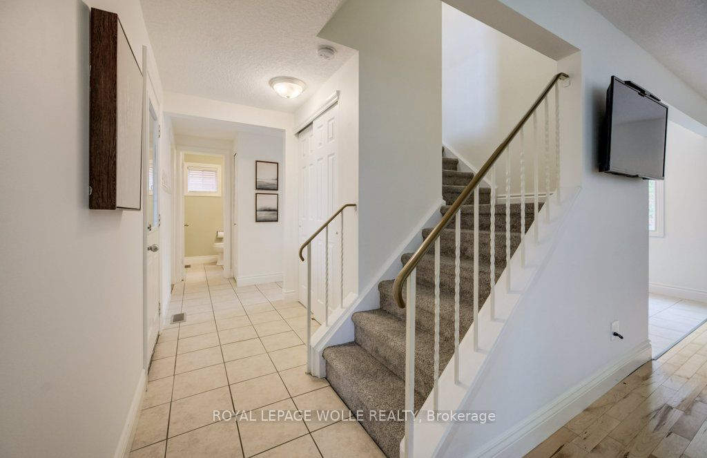 106 Parkland Crescent, Waterloo, ON, N2N 1S4 photo 5