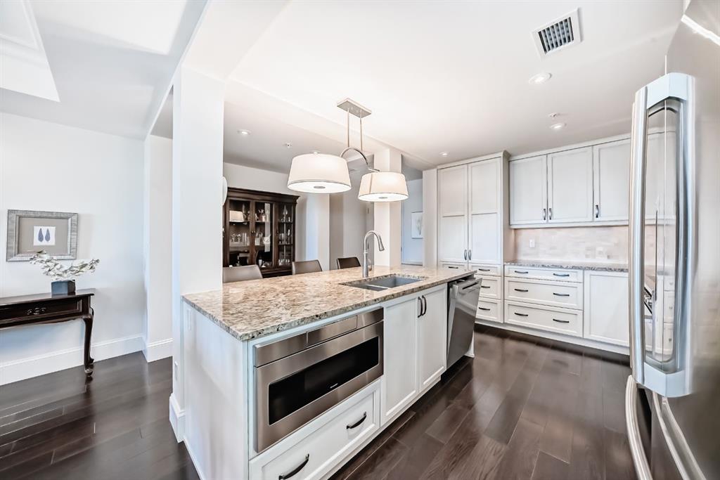 Additional image 5 of 404-211 Quarry Way SE, Calgary, AB, T2C 5M6