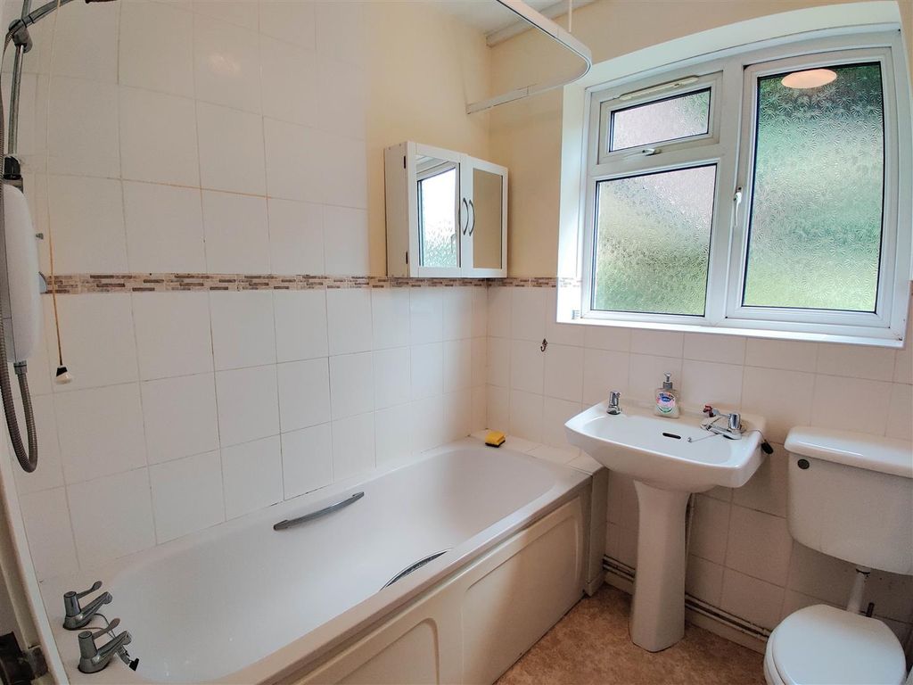 Additional image 6 of 1 bed flat to rentSpring Hill Court, Ventnor PO38