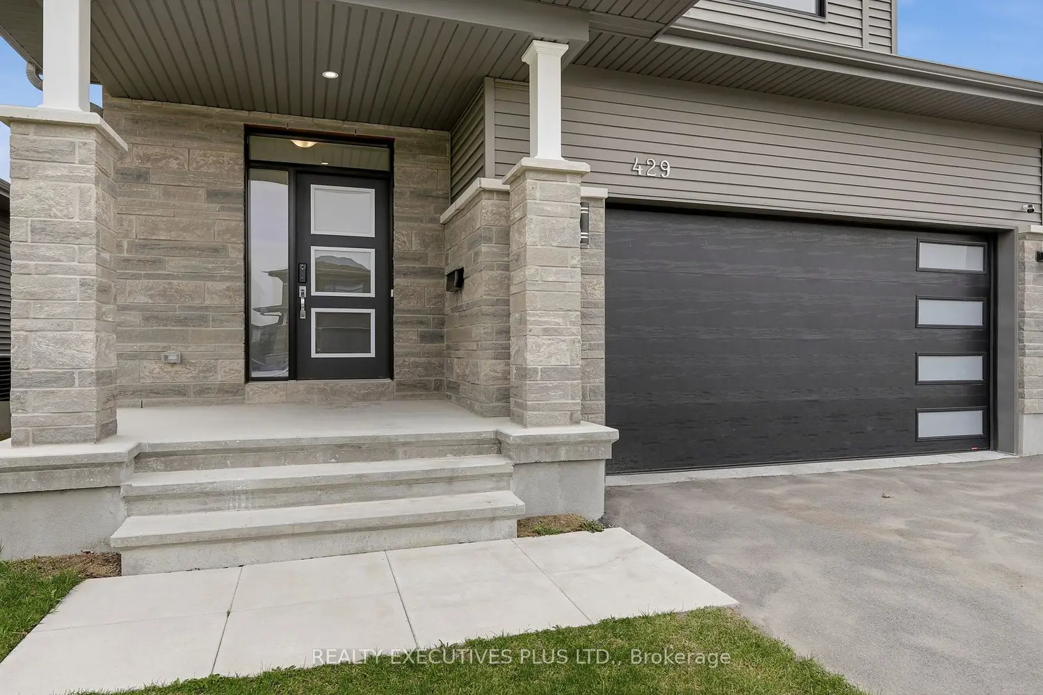 429 Sterling Avenue photo 2