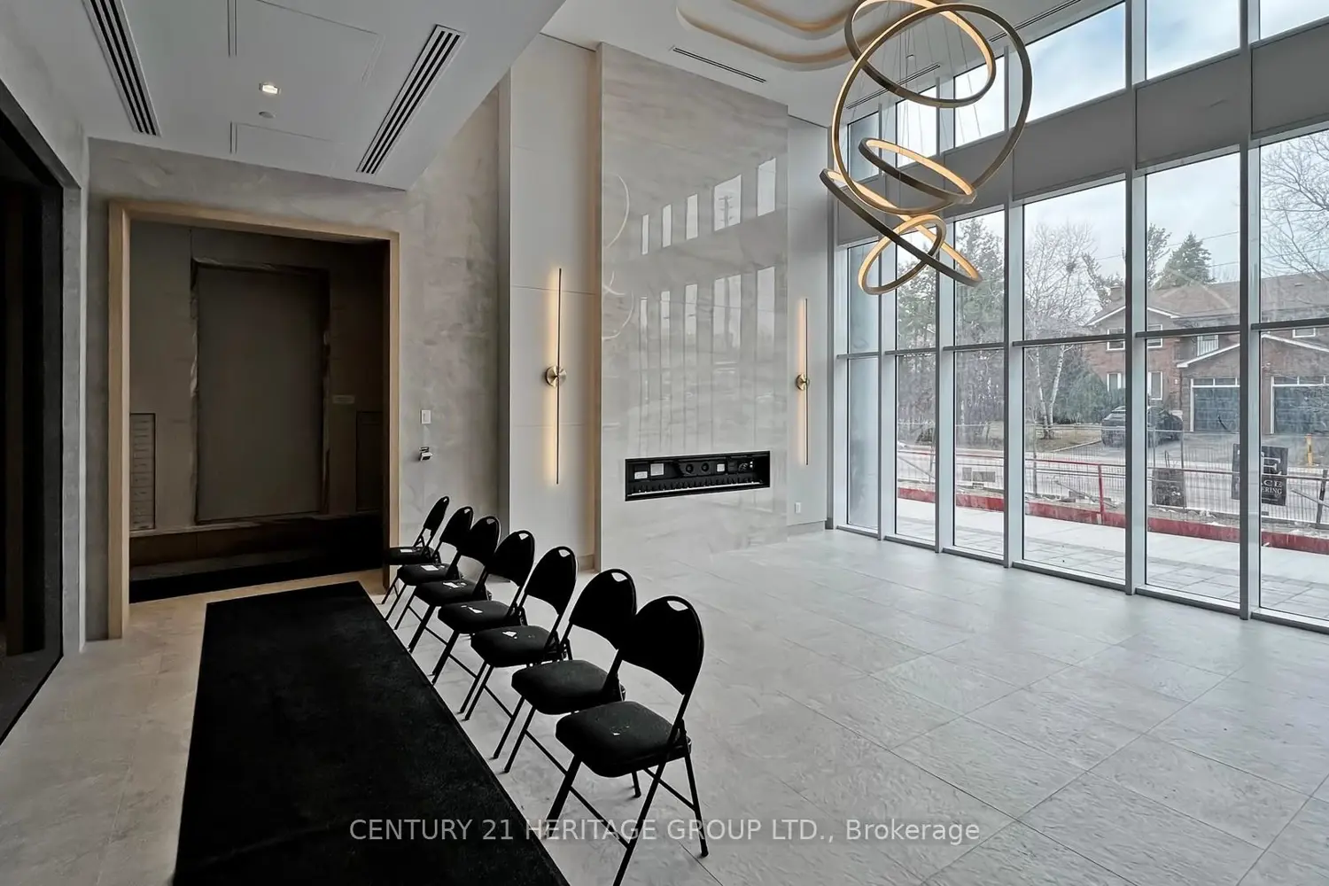 Additional image 20 of 8888 Yonge Street 225