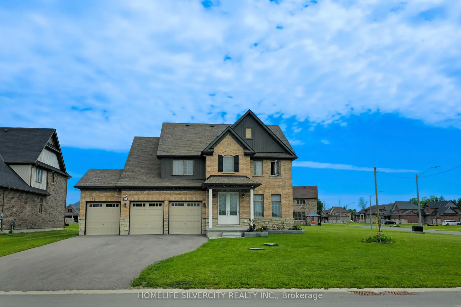 12 Summer Breeze Drive