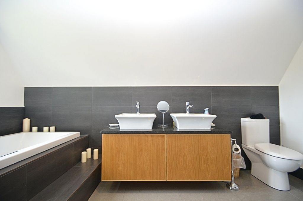 Additional image 26 of 5 bed detached house to rentClarendon Way, Chislehurst BR7