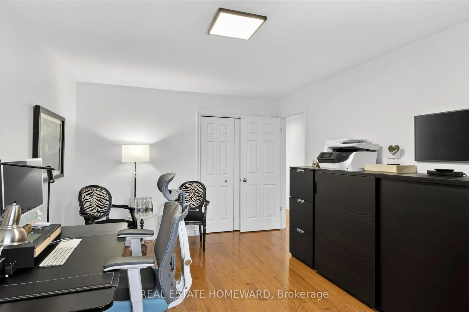 Additional image 17 of 1530 Scollard Crescent