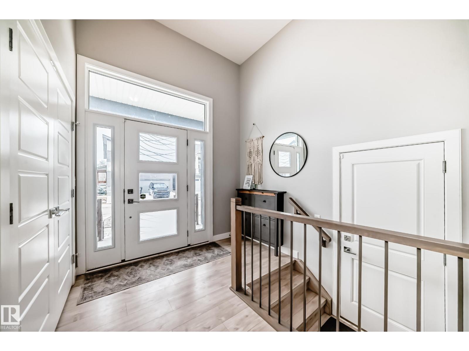 Additional image 2 of 2011 201 Street NW, Edmonton, AB, T6M0X7