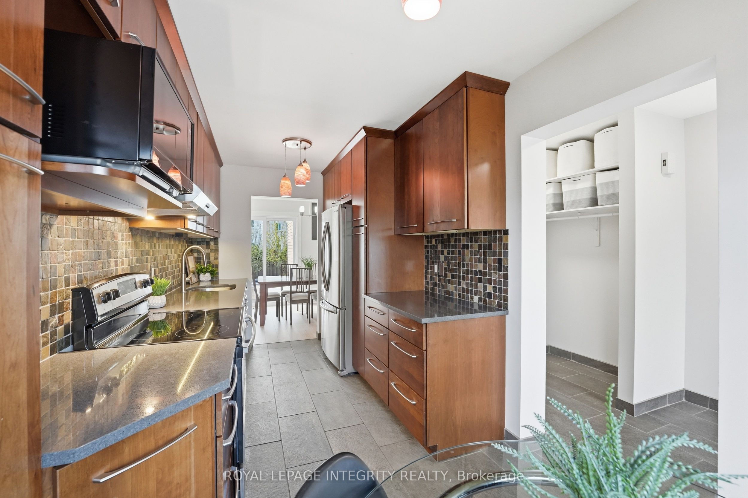 Additional image 3 of 40 Barra Avenue, Ottawa, ON, K2L 2S1