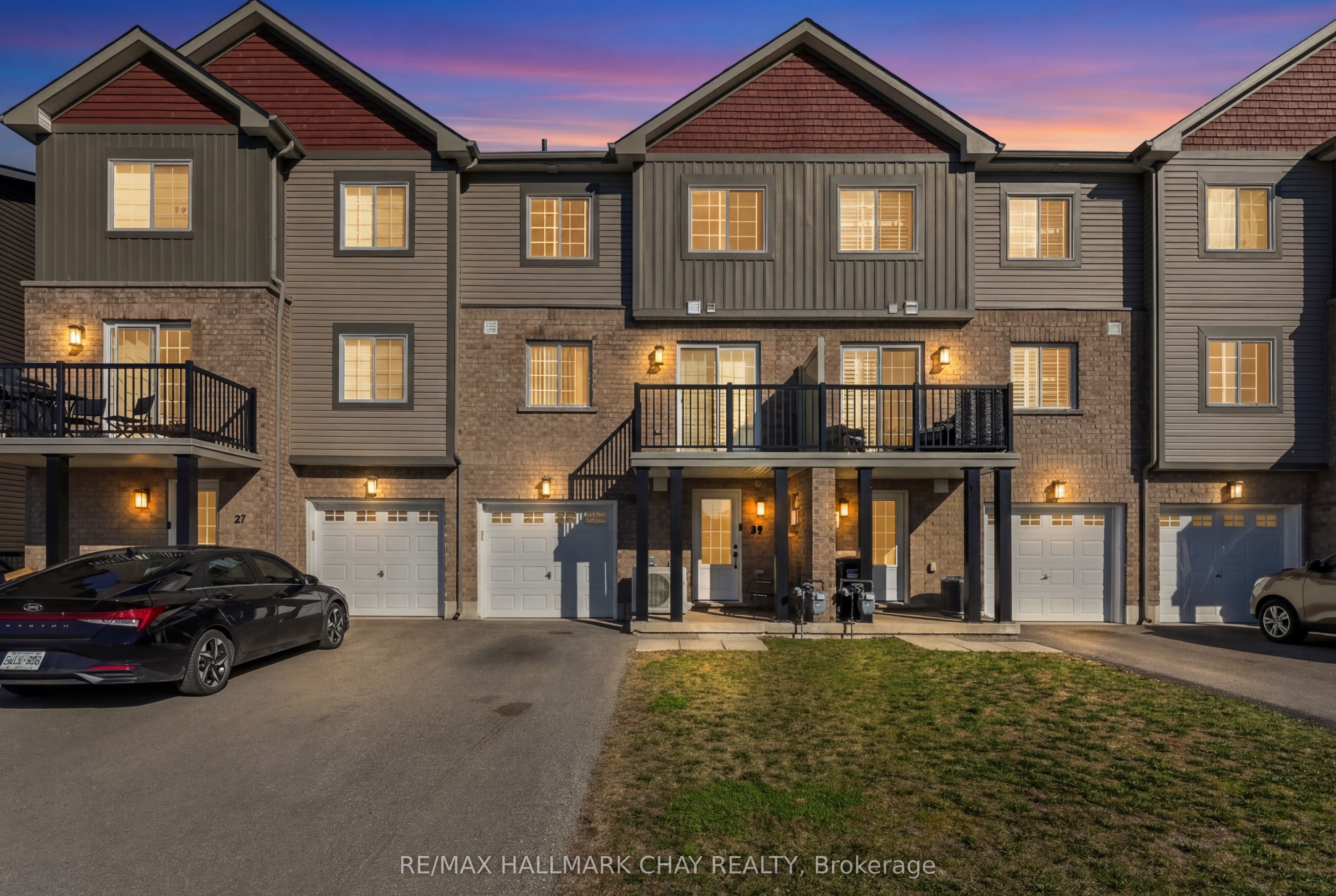 39 Kodiak Terrace, Barrie, ON, L9J 0J4
