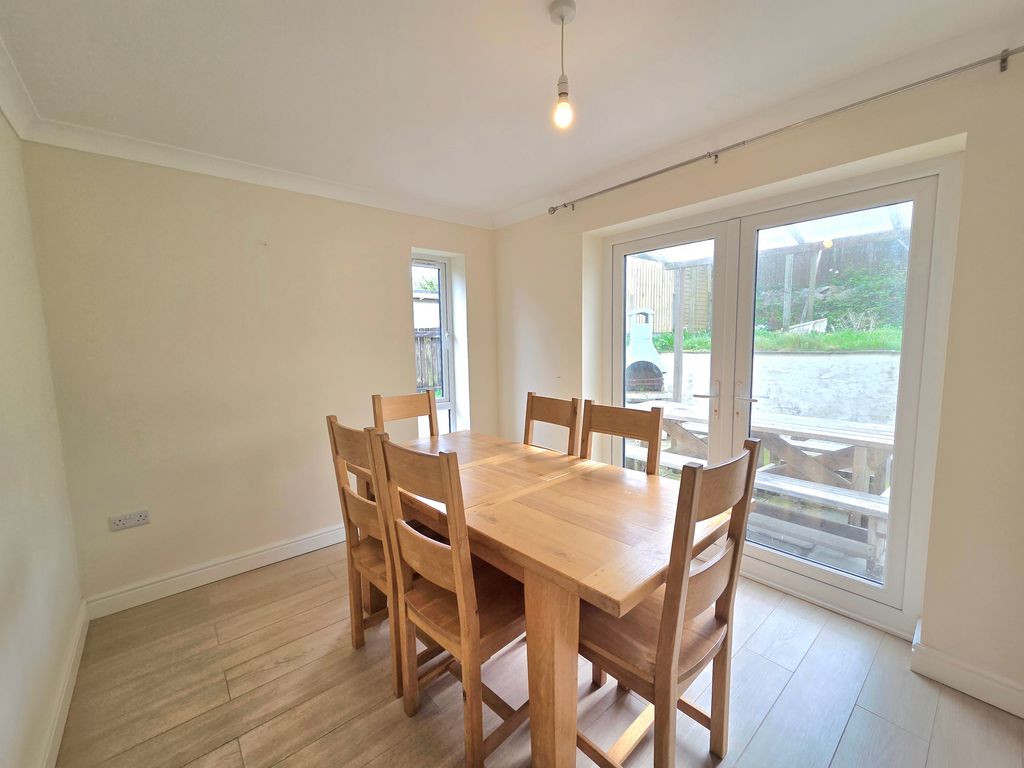 Additional image 7 of 4 bed property to rentMeadowbank Road, Falmouth TR11