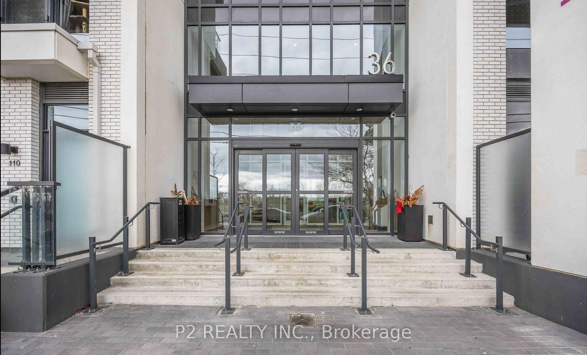 Additional image 2 of 3510-36 Zorra Street, Toronto, ON, M8Z 0G5
