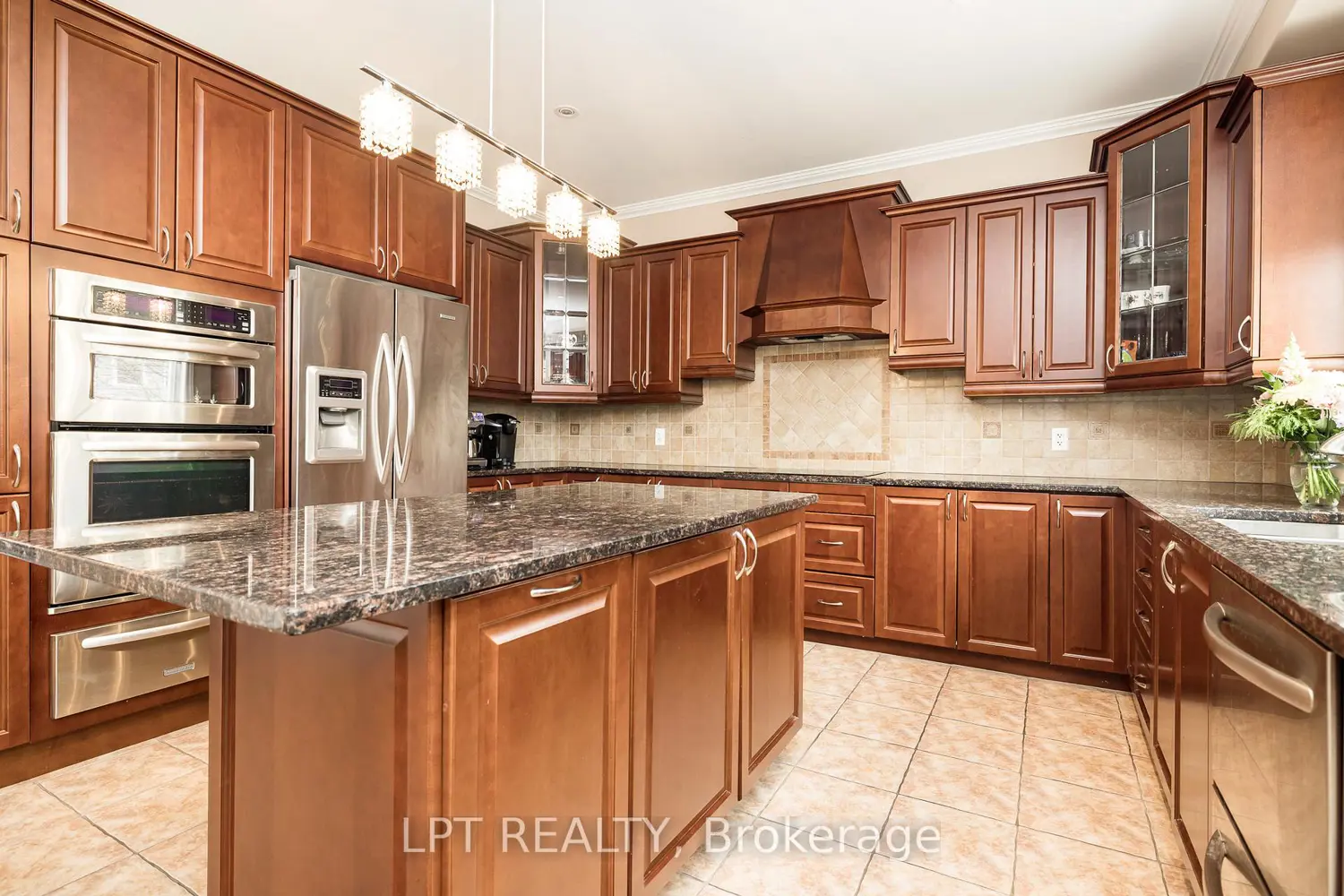 415 Landswood Way photo 4
