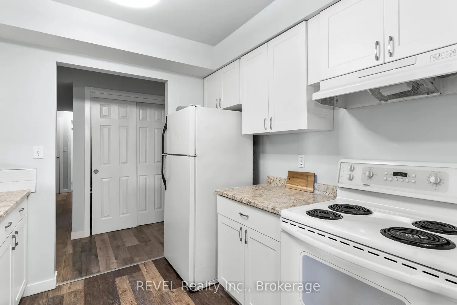 Additional image 8 of 5222 Portage Road 305