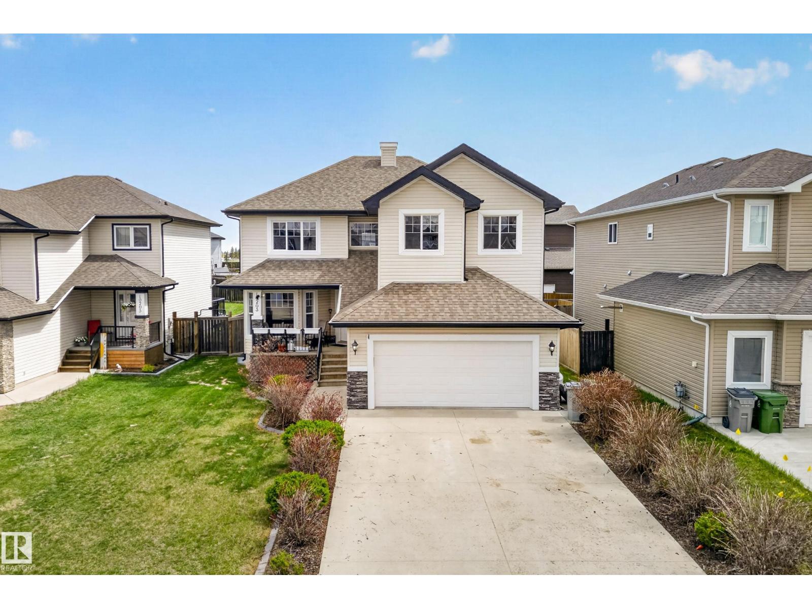 10203 96 Street, Morinville, AB, T8R0B5