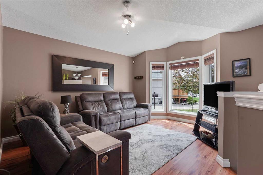 Additional image 6 of 15 Mt Rundle Place W, Lethbridge, AB, T1K 7B5