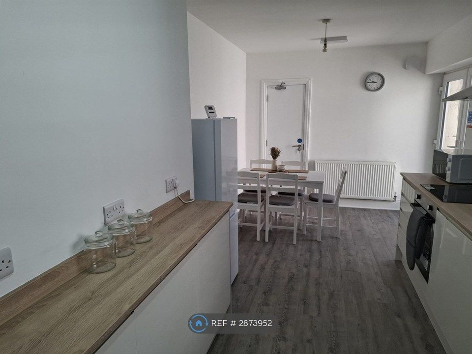 Additional image 6 of Room to rentStockton Road, Hartlepool TS25