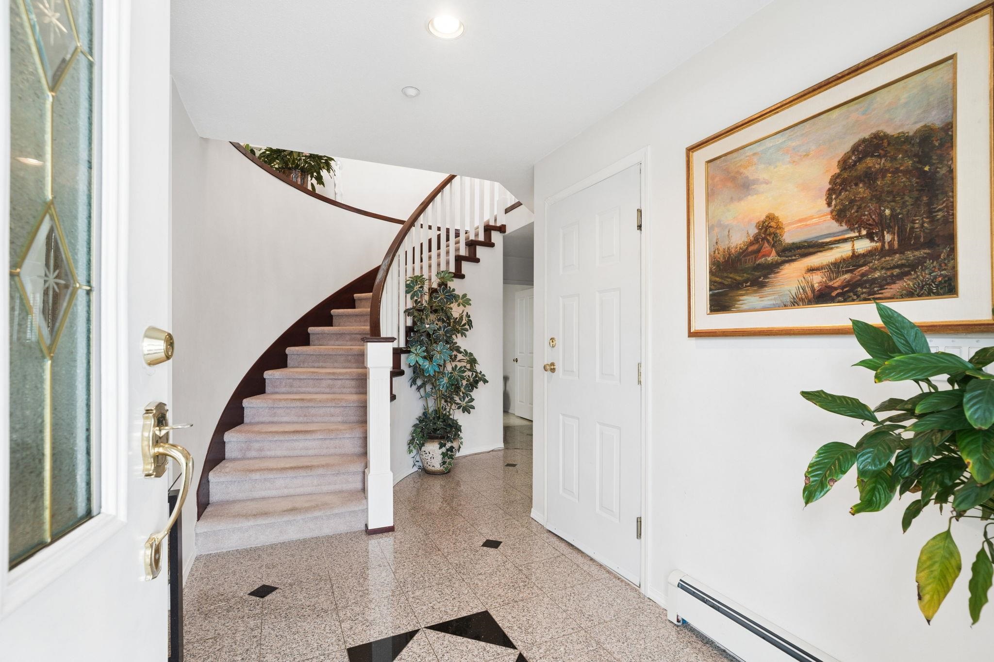 Additional image 2 of 3451 Liverpool Street, Port Coquitlam, BC, V3B 3V9