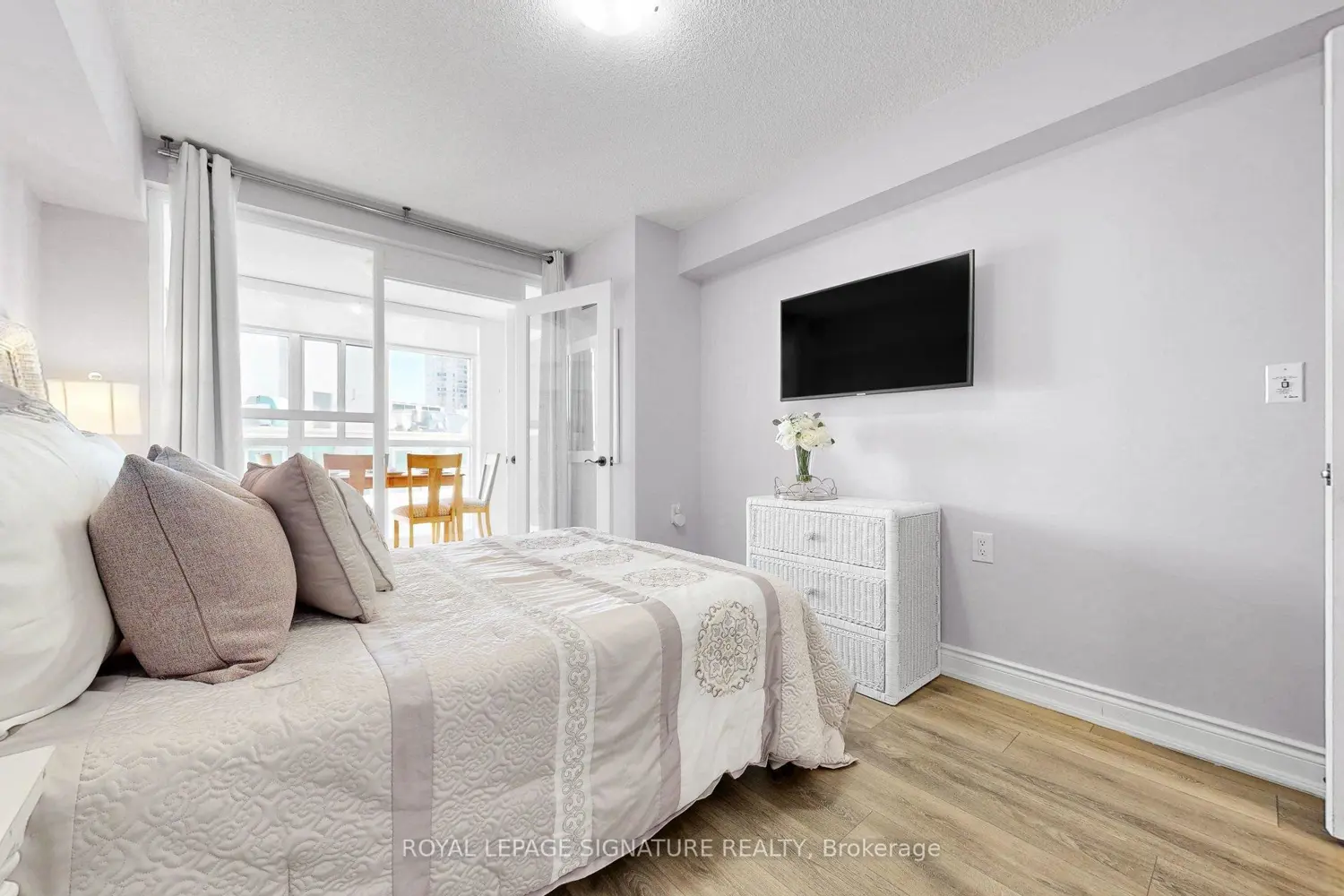 Additional image 10 of 3 Marine Parade Drive 1609
