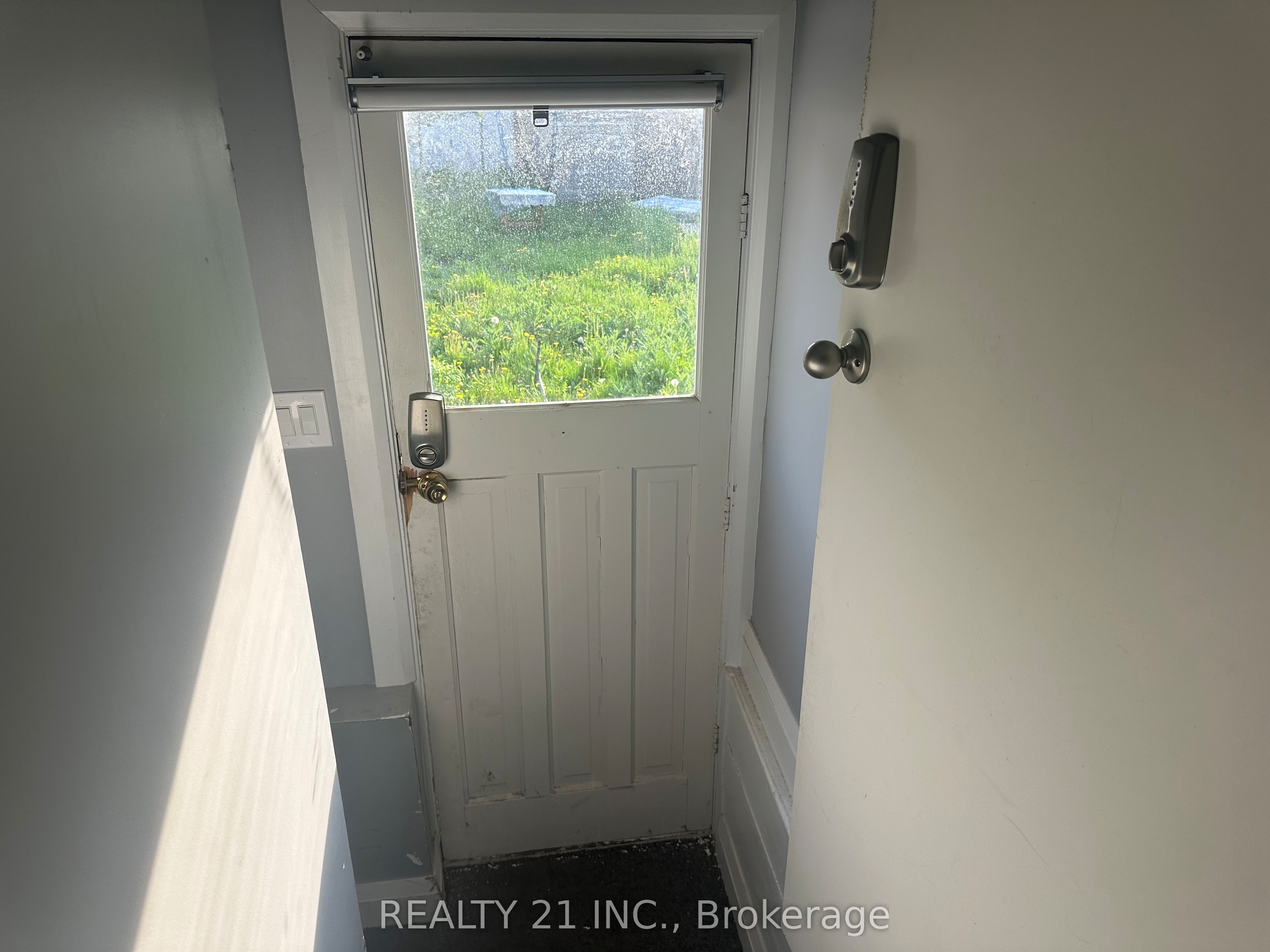 Basement-60 Phillip Avenue, Toronto, ON, M1N 3R2