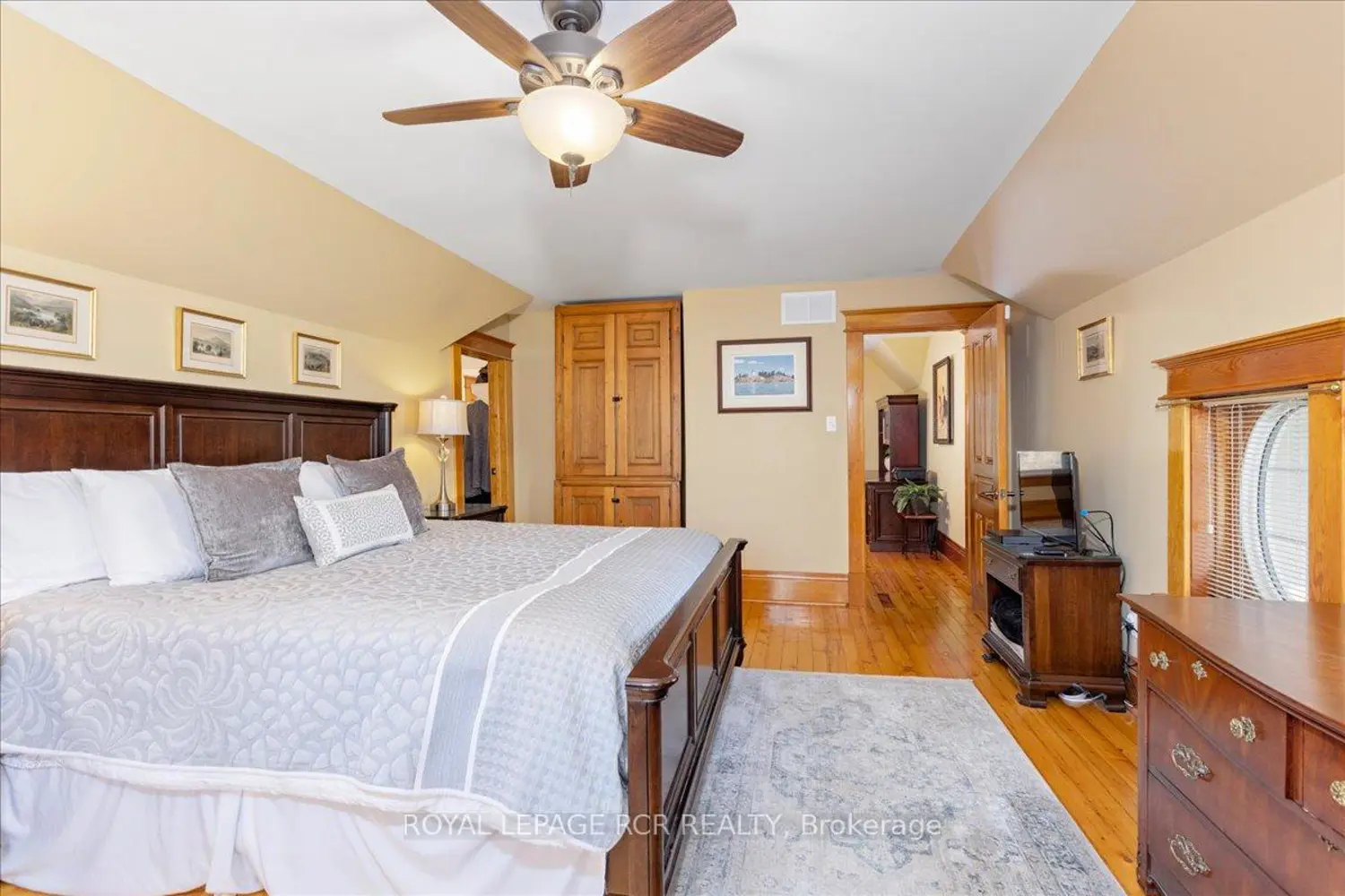 Additional image 7 of 20314 Leslie Street