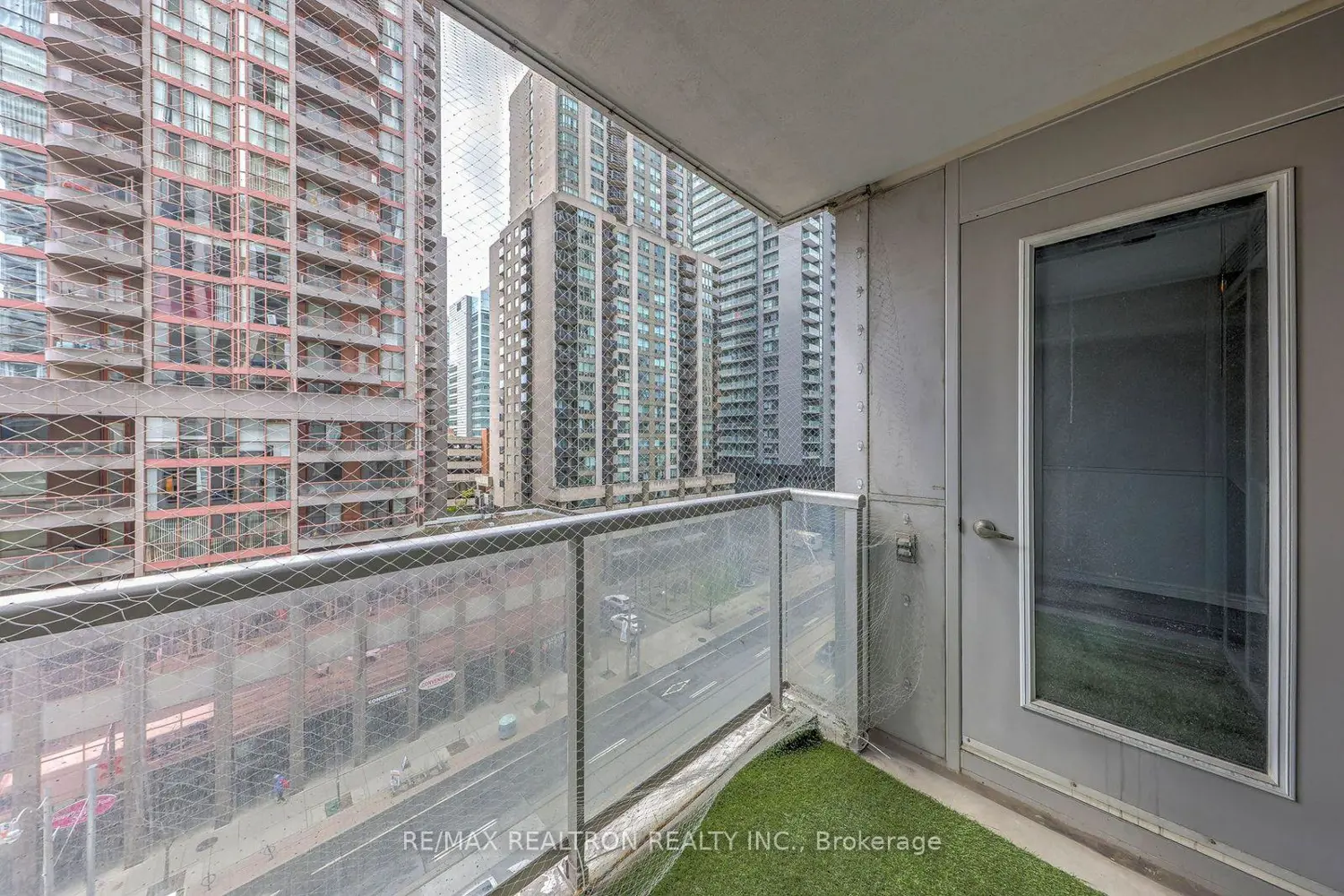 Additional image 16 of 761 Bay Street 610