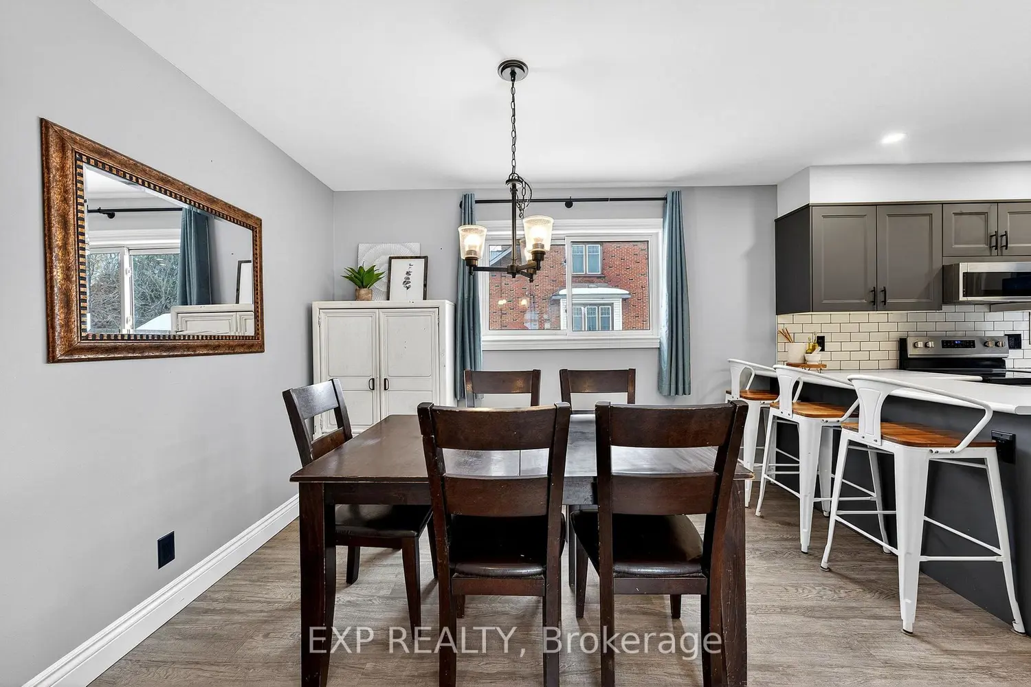 Additional image 6 of 266 Bleecker Avenue