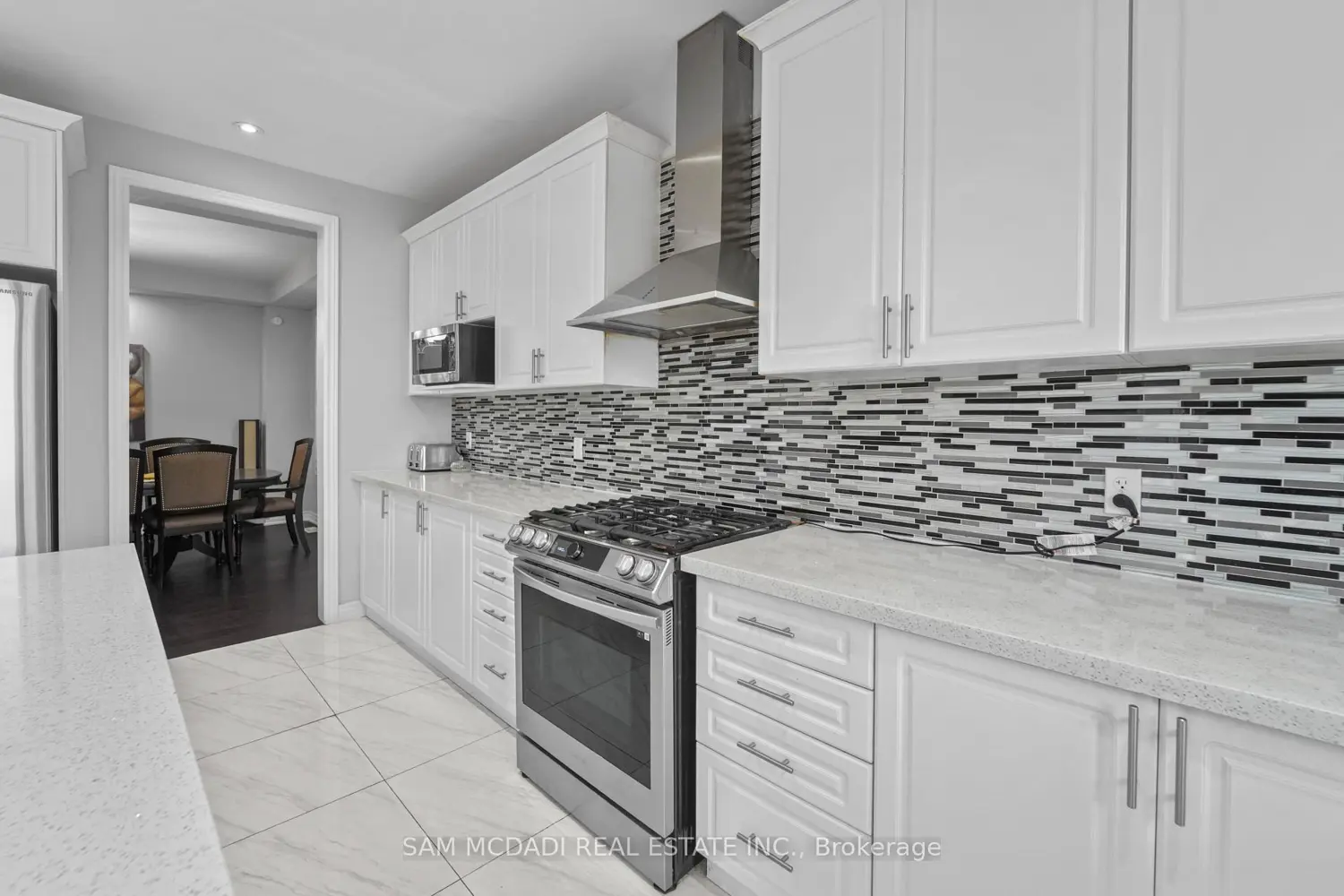 Additional image 6 of 23 Chaumont Drive