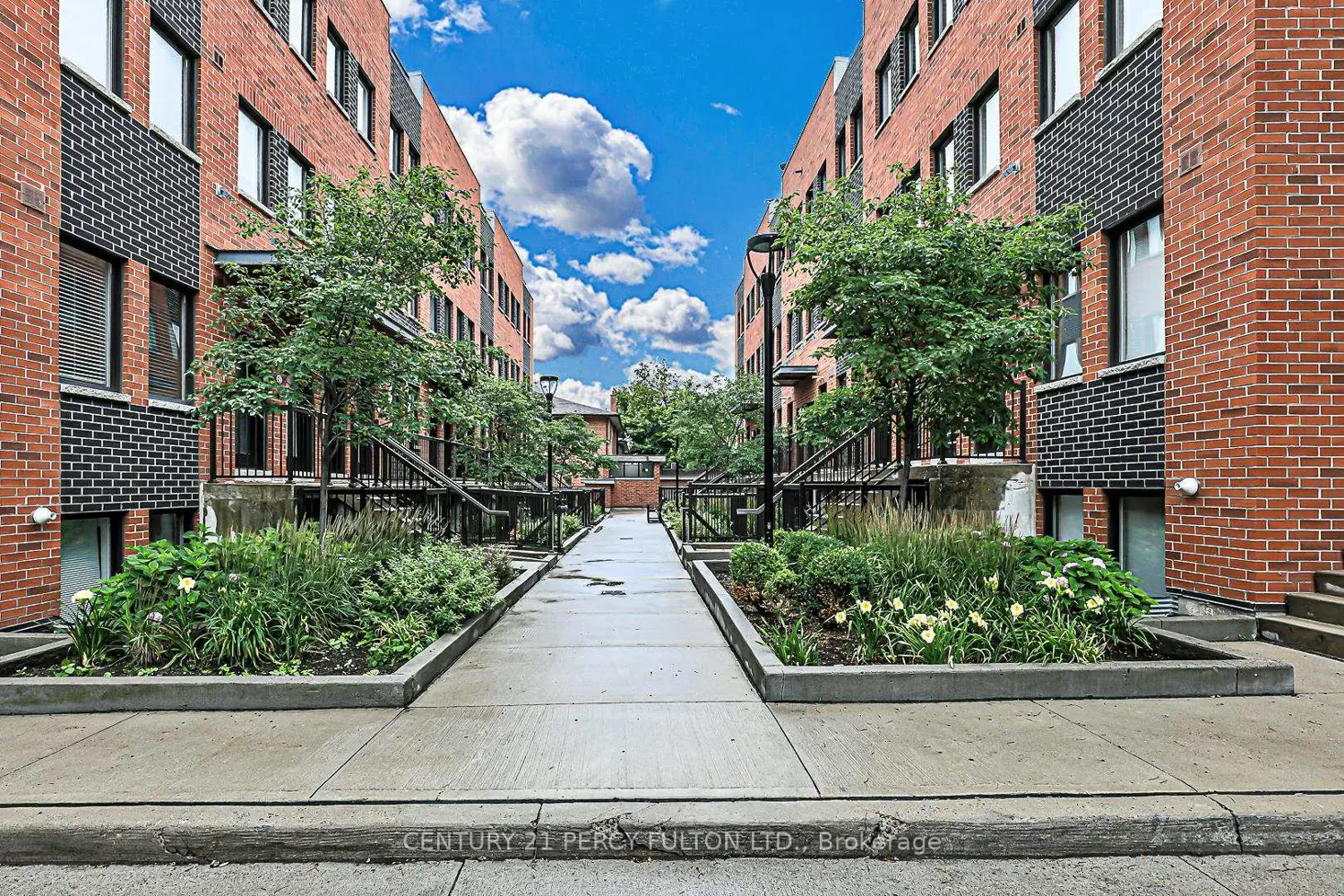 Additional image 20 of 68 Winston Park Boulevard 7