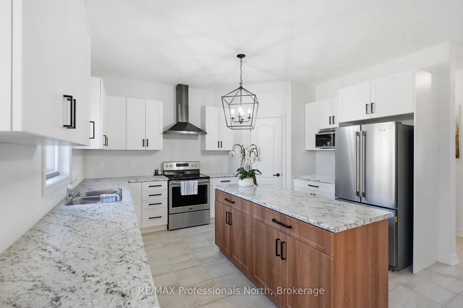 Additional image 5 of 75 Eaglecrest Avenue