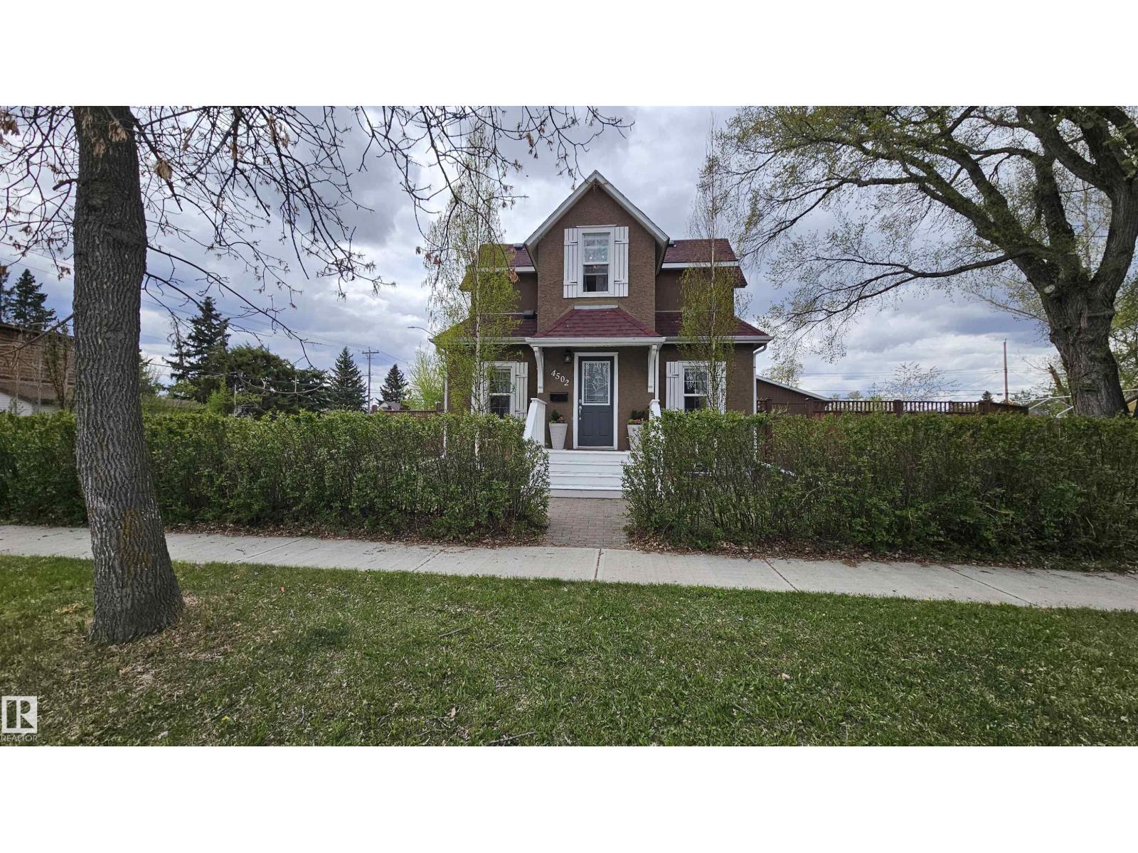 4502 52 Street, Wetaskiwin, AB, T9A1N6