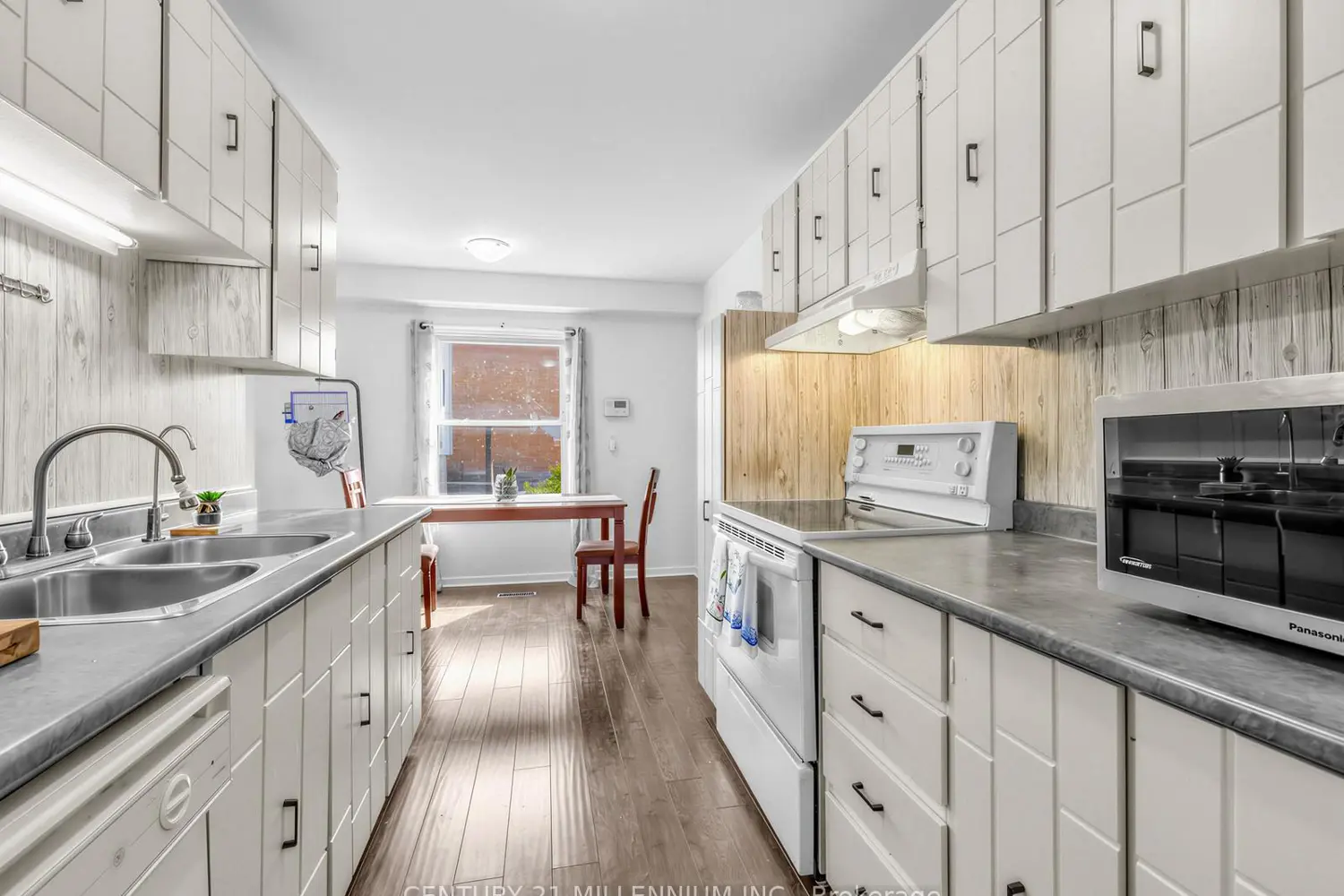 Additional image 8 of 1020 Central Park Drive 52