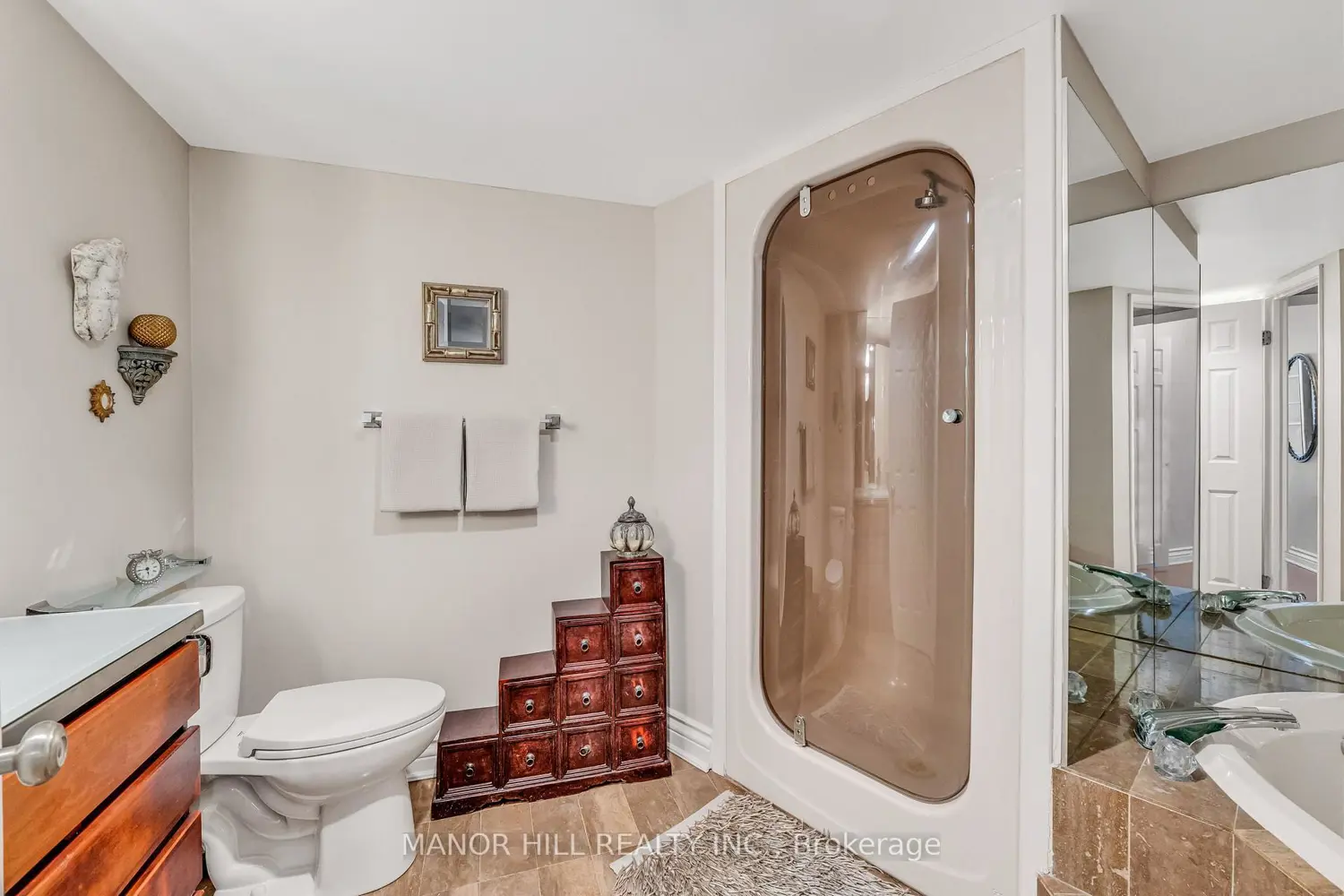 Additional image 10 of 1331 Bay Street 803