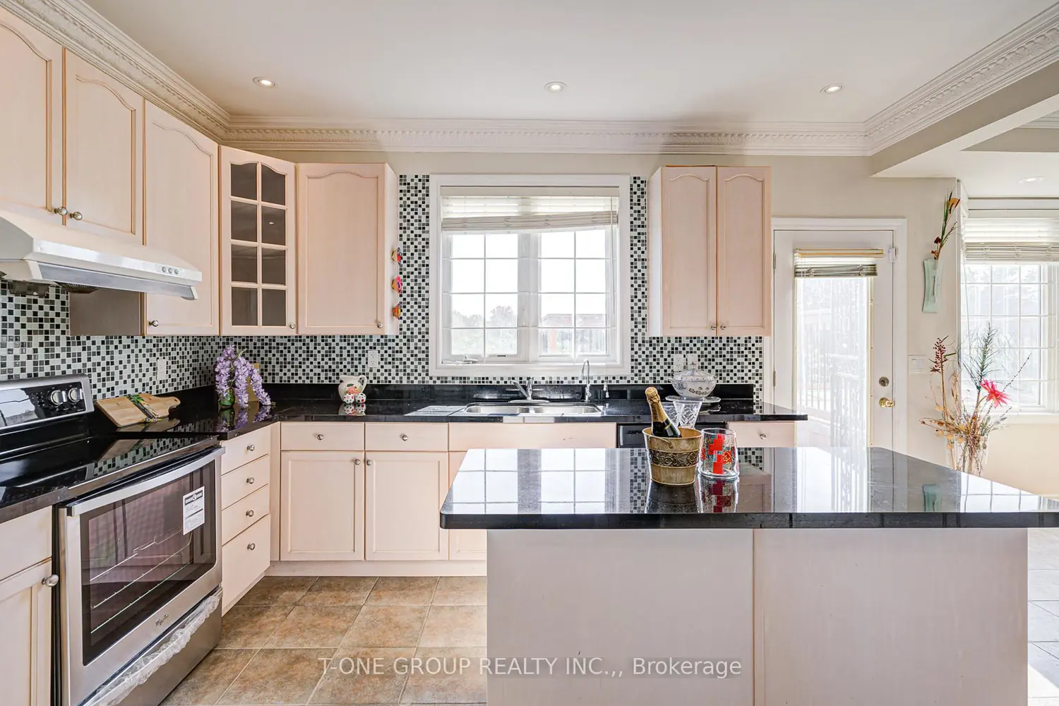 Additional image 7 of 39 Boulderbrook Drive