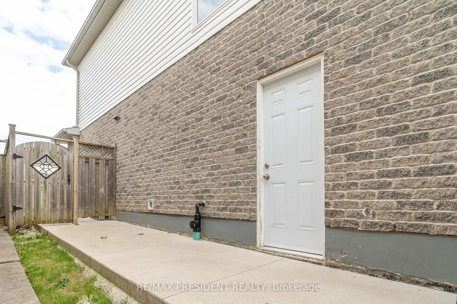Additional image 12 of 1565 Mickleborough Court