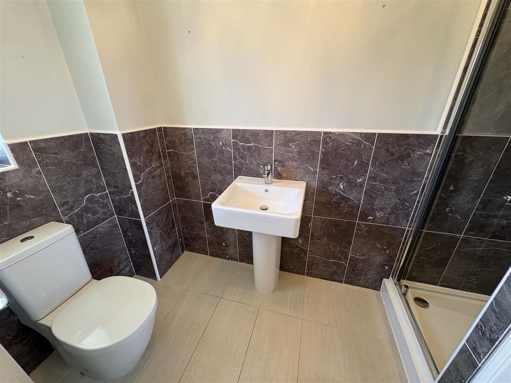 Additional image 24 of 5 bed detached house to rentGlaisdale Court, Darlington DL3
