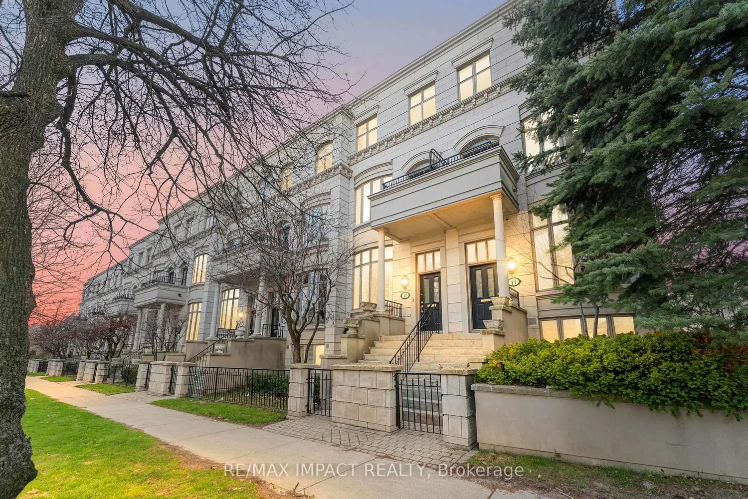 260 Russell Hill Road 13