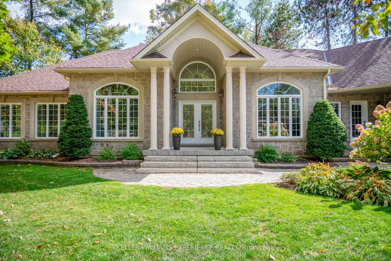 7 Highland Drive photo 2