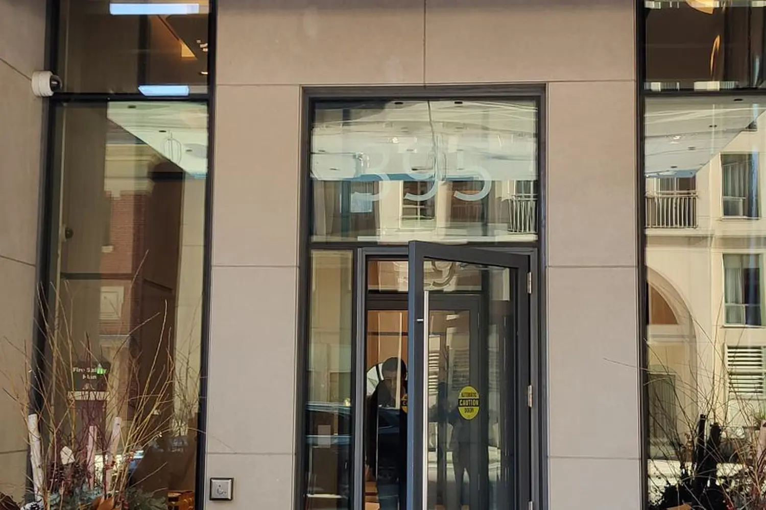 Additional image 15 of 395 Bloor Street 2609