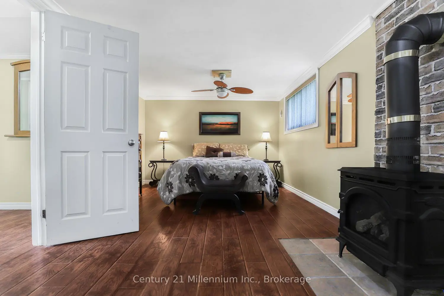 Additional image 11 of 72234 Lakeshore Drive