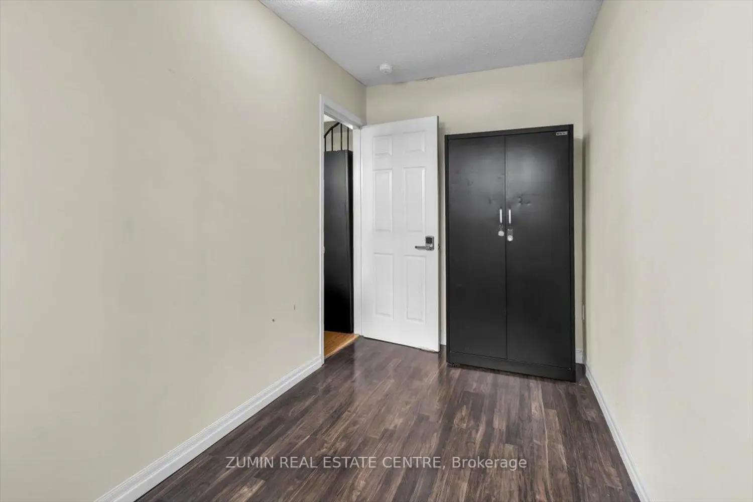 Additional image 7 of 100 Mornelle Court 1075