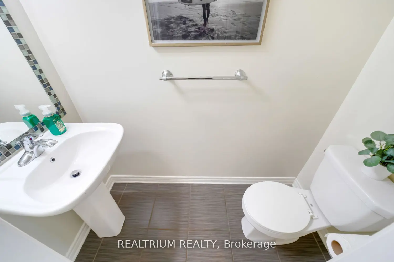 282 Sandale Road photo 5